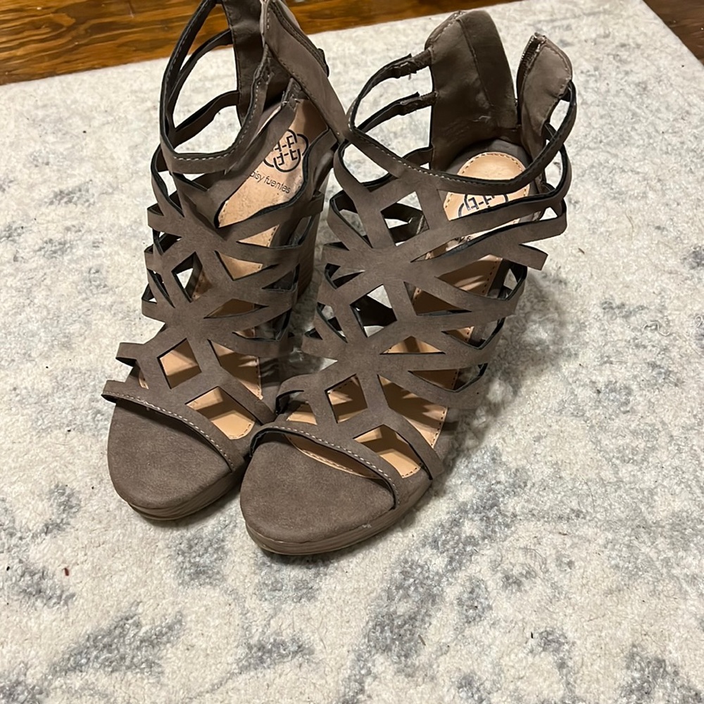 Army green heels